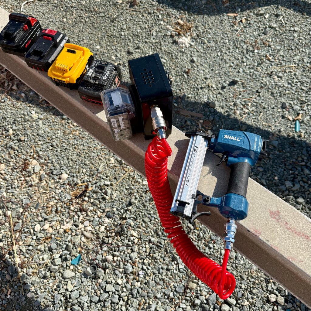Belt Clip Mini Compressor – photo 5