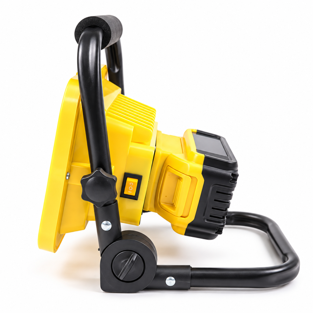 Work Light Camping Lamp With USB Power Bank – photo 3